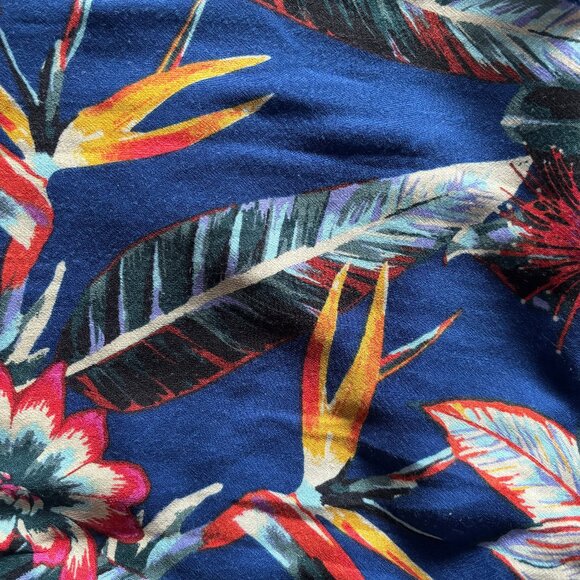 Red Carter Eyelet Lace Bell-Sleeve Tropical Dress - Size S - Picture 13 of 15